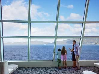 NCL Norwegian Joy Observation Lounge Lifestyle 3 ©Norwegian Cruise Line.jpg